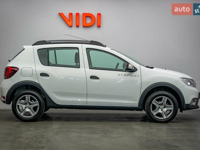 Рено Сандеро СтэпВэй, объемом двигателя 1.5 л и пробегом 85 тыс. км за 11870 $, фото 3 на Automoto.ua