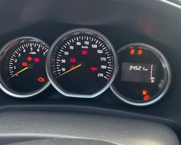 Рено Сандеро СтэпВэй, объемом двигателя 1.46 л и пробегом 37 тыс. км за 13500 $, фото 3 на Automoto.ua