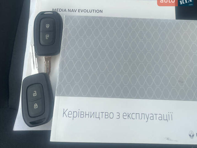 Рено Сандеро СтэпВэй, объемом двигателя 1.46 л и пробегом 37 тыс. км за 13500 $, фото 9 на Automoto.ua