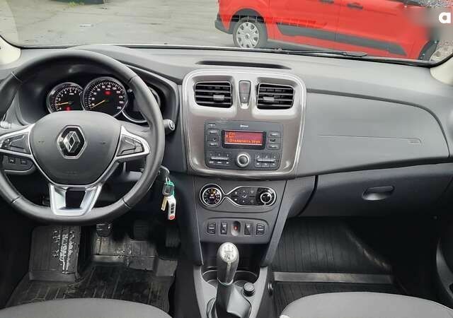 Рено Сандеро СтэпВэй, объемом двигателя 0.9 л и пробегом 72 тыс. км за 10200 $, фото 18 на Automoto.ua