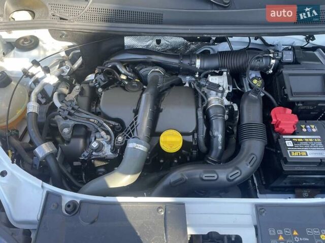 Рено Сандеро СтэпВэй, объемом двигателя 1.46 л и пробегом 37 тыс. км за 13500 $, фото 7 на Automoto.ua