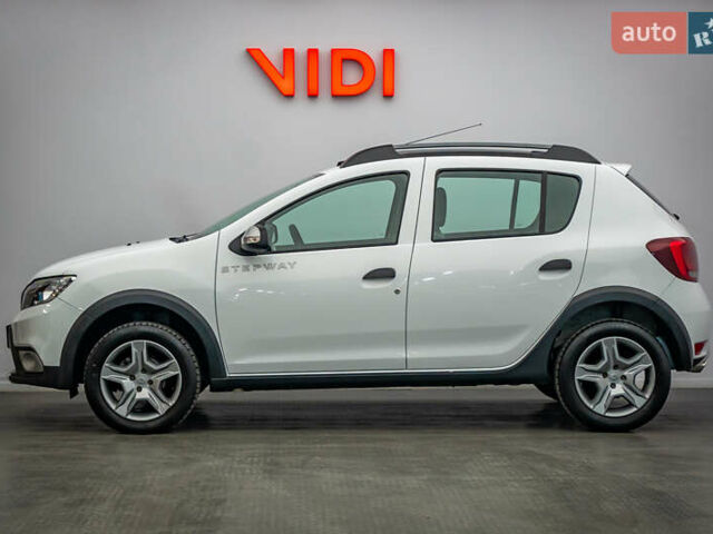 Рено Сандеро СтэпВэй, объемом двигателя 1.5 л и пробегом 85 тыс. км за 11870 $, фото 2 на Automoto.ua