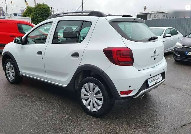 Рено Сандеро СтэпВэй, объемом двигателя 0.9 л и пробегом 72 тыс. км за 10200 $, фото 14 на Automoto.ua