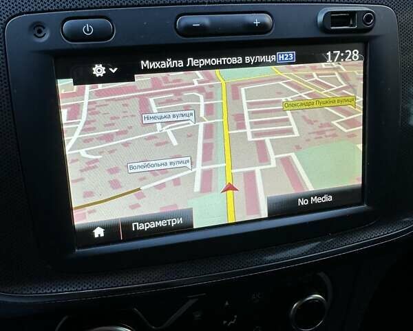 Рено Сандеро СтэпВэй, объемом двигателя 1.46 л и пробегом 38 тыс. км за 12300 $, фото 16 на Automoto.ua