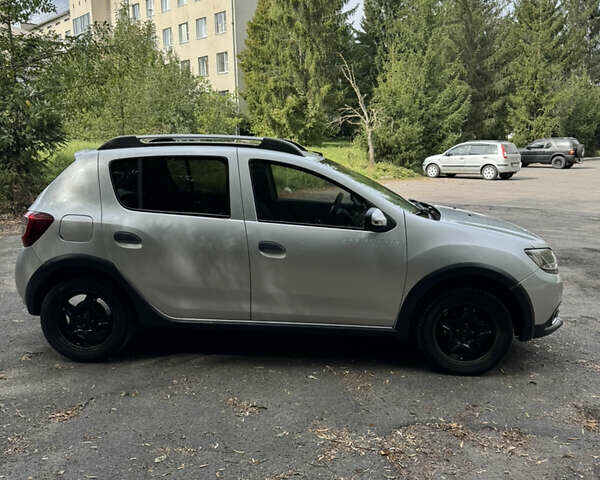 Рено Сандеро СтепВей, об'ємом двигуна 1.5 л та пробігом 205 тис. км за 7500 $, фото 3 на Automoto.ua