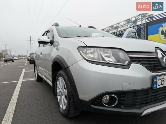 Серый Рено Сандеро СтэпВэй, объемом двигателя 1.6 л и пробегом 180 тыс. км за 6955 $, фото 27 на Automoto.ua