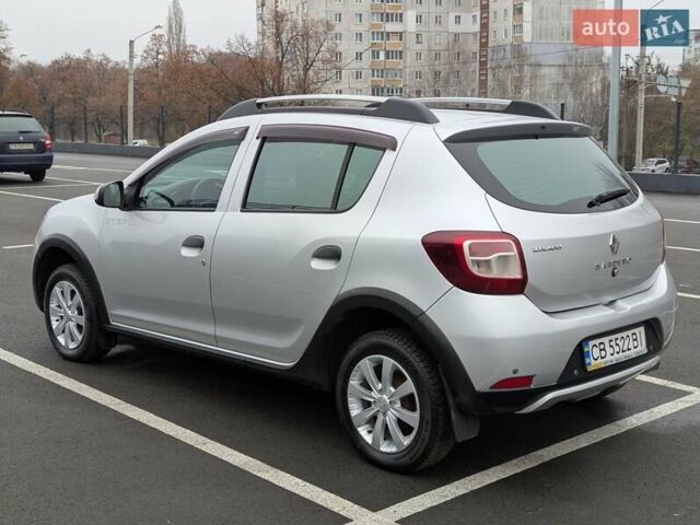 Серый Рено Сандеро СтэпВэй, объемом двигателя 1.6 л и пробегом 180 тыс. км за 6955 $, фото 21 на Automoto.ua