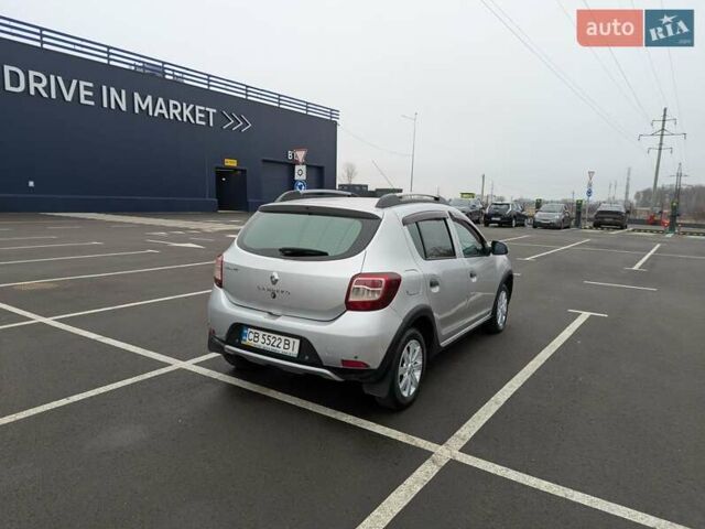 Серый Рено Сандеро СтэпВэй, объемом двигателя 1.6 л и пробегом 180 тыс. км за 6955 $, фото 38 на Automoto.ua