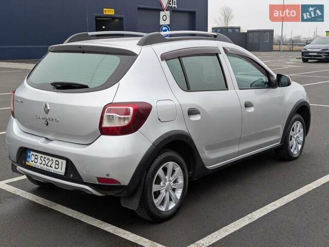 Серый Рено Сандеро СтэпВэй, объемом двигателя 1.6 л и пробегом 180 тыс. км за 6955 $, фото 45 на Automoto.ua