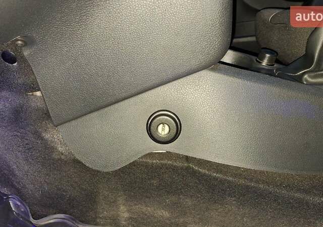 Серый Рено Сандеро СтэпВэй, объемом двигателя 1.46 л и пробегом 90 тыс. км за 9500 $, фото 41 на Automoto.ua