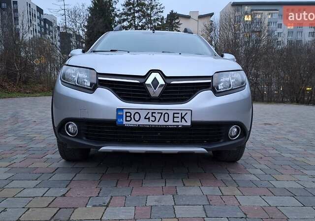 Серый Рено Сандеро СтэпВэй, объемом двигателя 1.46 л и пробегом 90 тыс. км за 9500 $, фото 9 на Automoto.ua