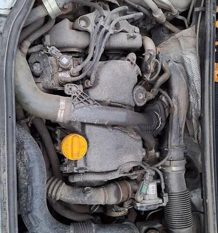 Серый Рено Сандеро СтэпВэй, объемом двигателя 1.46 л и пробегом 90 тыс. км за 9500 $, фото 34 на Automoto.ua