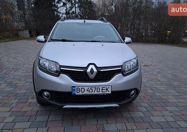 Серый Рено Сандеро СтэпВэй, объемом двигателя 1.46 л и пробегом 90 тыс. км за 9500 $, фото 7 на Automoto.ua