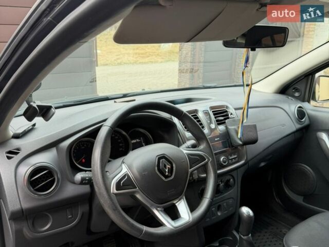 Сірий Рено Сандеро СтепВей, об'ємом двигуна 1.46 л та пробігом 126 тис. км за 9900 $, фото 14 на Automoto.ua