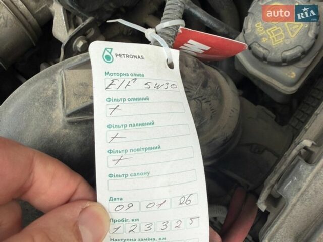 Сірий Рено Сандеро СтепВей, об'ємом двигуна 1.46 л та пробігом 126 тис. км за 9900 $, фото 27 на Automoto.ua