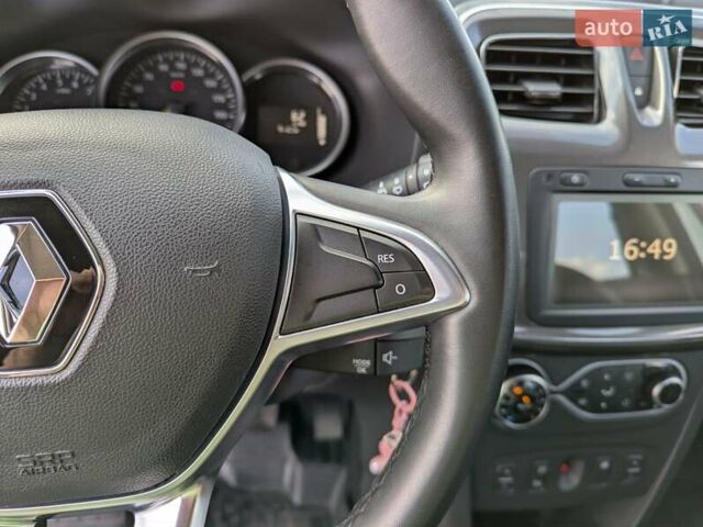 Серый Рено Сандеро СтэпВэй, объемом двигателя 1.46 л и пробегом 75 тыс. км за 12300 $, фото 49 на Automoto.ua