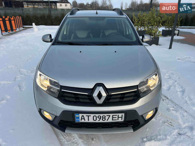 Сірий Рено Сандеро СтепВей, об'ємом двигуна 1.46 л та пробігом 39 тис. км за 12200 $, фото 3 на Automoto.ua