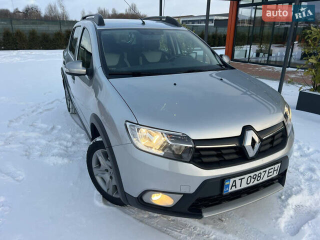 Сірий Рено Сандеро СтепВей, об'ємом двигуна 1.46 л та пробігом 39 тис. км за 12200 $, фото 12 на Automoto.ua