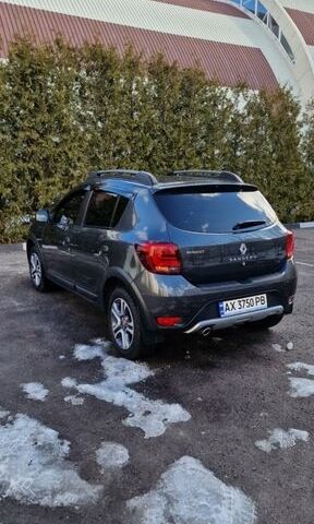 Сірий Рено Сандеро СтепВей, об'ємом двигуна 0.9 л та пробігом 59 тис. км за 10870 $, фото 24 на Automoto.ua