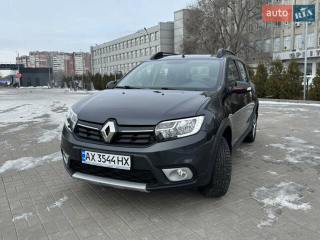 Сірий Рено Сандеро СтепВей, об'ємом двигуна 1.5 л та пробігом 70 тис. км за 12300 $, фото 4 на Automoto.ua