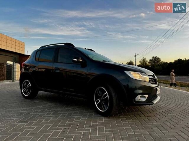 Сірий Рено Сандеро СтепВей, об'ємом двигуна 1.5 л та пробігом 175 тис. км за 10500 $, фото 14 на Automoto.ua