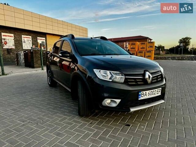 Сірий Рено Сандеро СтепВей, об'ємом двигуна 1.5 л та пробігом 175 тис. км за 10500 $, фото 13 на Automoto.ua