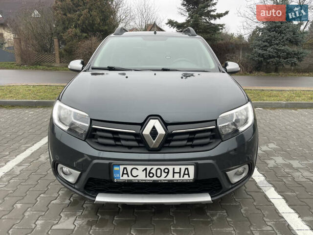 Серый Рено Сандеро СтэпВэй, объемом двигателя 1.5 л и пробегом 233 тыс. км за 12000 $, фото 52 на Automoto.ua