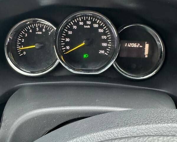 Серый Рено Сандеро СтэпВэй, объемом двигателя 1.46 л и пробегом 112 тыс. км за 6700 $, фото 15 на Automoto.ua