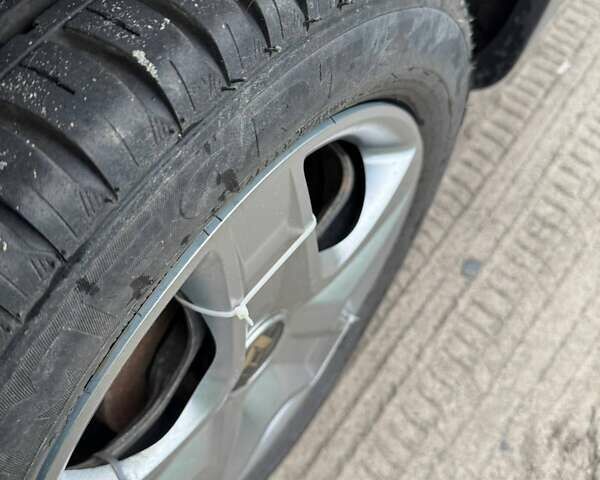 Серый Рено Сандеро СтэпВэй, объемом двигателя 1.46 л и пробегом 112 тыс. км за 6700 $, фото 13 на Automoto.ua