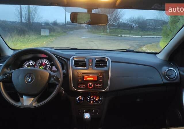 Синій Рено Сандеро СтепВей, об'ємом двигуна 1.6 л та пробігом 115 тис. км за 8300 $, фото 34 на Automoto.ua