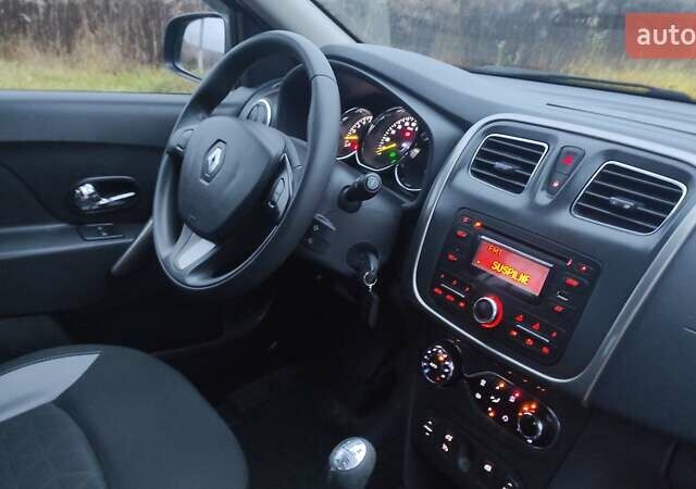 Синій Рено Сандеро СтепВей, об'ємом двигуна 1.6 л та пробігом 115 тис. км за 8300 $, фото 32 на Automoto.ua