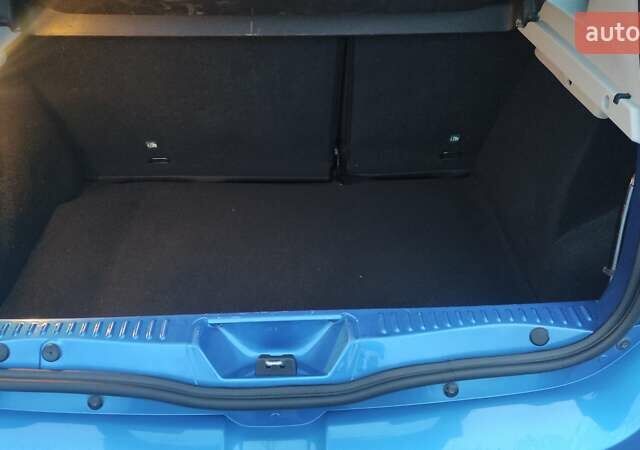 Синій Рено Сандеро СтепВей, об'ємом двигуна 1.6 л та пробігом 115 тис. км за 8300 $, фото 14 на Automoto.ua