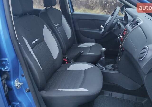 Синій Рено Сандеро СтепВей, об'ємом двигуна 1.6 л та пробігом 115 тис. км за 8300 $, фото 26 на Automoto.ua