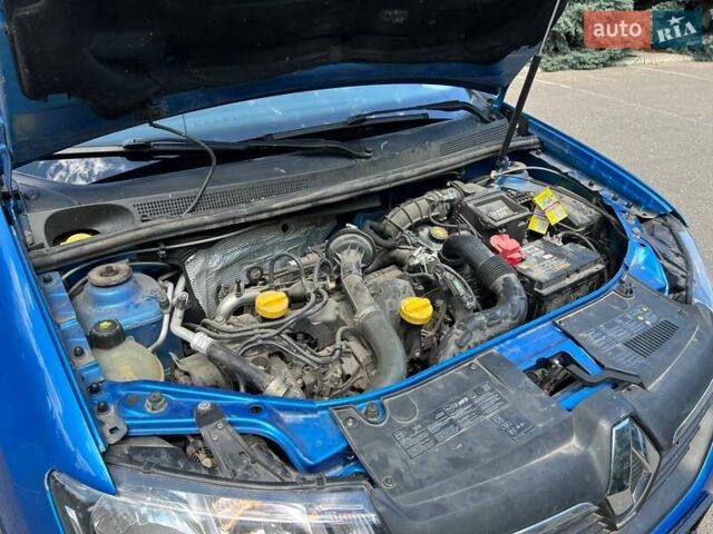 Синий Рено Сандеро СтэпВэй, объемом двигателя 1.5 л и пробегом 140 тыс. км за 5100 $, фото 24 на Automoto.ua