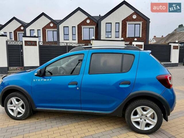 Синий Рено Сандеро СтэпВэй, объемом двигателя 1.46 л и пробегом 129 тыс. км за 8500 $, фото 7 на Automoto.ua