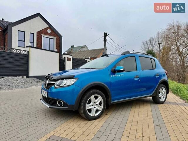 Синий Рено Сандеро СтэпВэй, объемом двигателя 1.46 л и пробегом 129 тыс. км за 8500 $, фото 4 на Automoto.ua