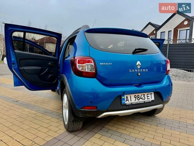 Синий Рено Сандеро СтэпВэй, объемом двигателя 1.46 л и пробегом 129 тыс. км за 8500 $, фото 26 на Automoto.ua