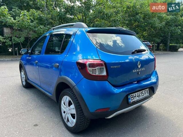 Синий Рено Сандеро СтэпВэй, объемом двигателя 1.5 л и пробегом 140 тыс. км за 5100 $, фото 16 на Automoto.ua