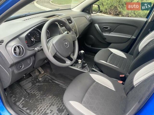 Синий Рено Сандеро СтэпВэй, объемом двигателя 1.6 л и пробегом 165 тыс. км за 8500 $, фото 14 на Automoto.ua