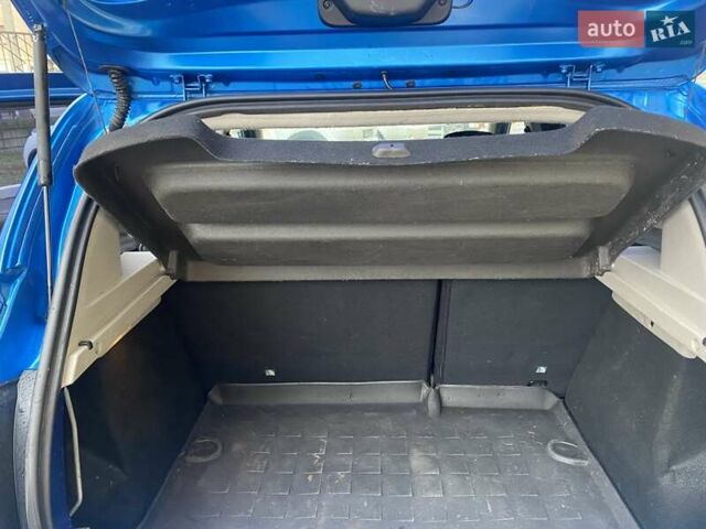 Синий Рено Сандеро СтэпВэй, объемом двигателя 1.6 л и пробегом 165 тыс. км за 8500 $, фото 12 на Automoto.ua