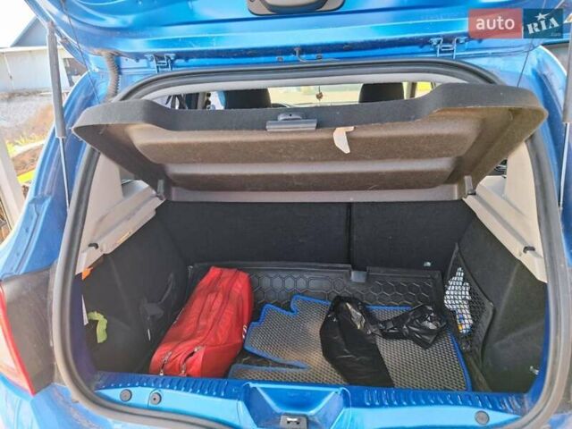 Синий Рено Сандеро СтэпВэй, объемом двигателя 1.46 л и пробегом 110 тыс. км за 9700 $, фото 6 на Automoto.ua