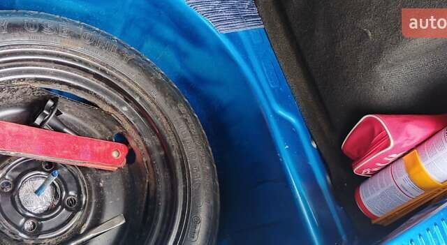 Рено Сандеро СтэпВэй 2016 в Хмельницком на Automoto.ua Синий Рено Сандеро СтэпВэй, объемом двигателя 1.46 л и пробегом 420 тыс. км за 7950 $, фото 7 на Automoto.ua