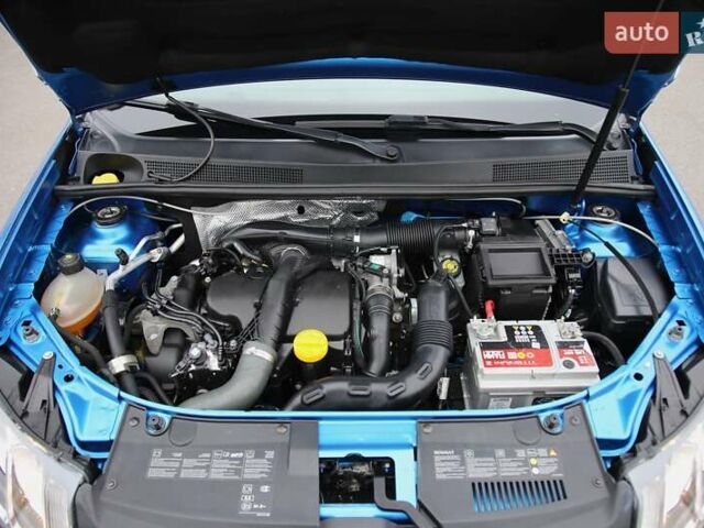 Синий Рено Сандеро СтэпВэй, объемом двигателя 1.46 л и пробегом 92 тыс. км за 9800 $, фото 24 на Automoto.ua