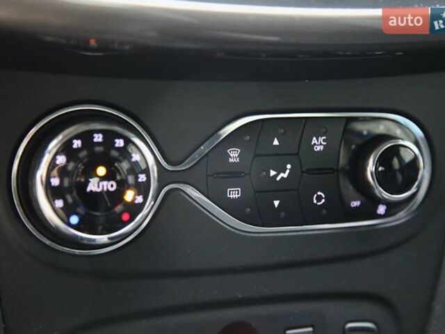 Синий Рено Сандеро СтэпВэй, объемом двигателя 1.46 л и пробегом 92 тыс. км за 9800 $, фото 16 на Automoto.ua