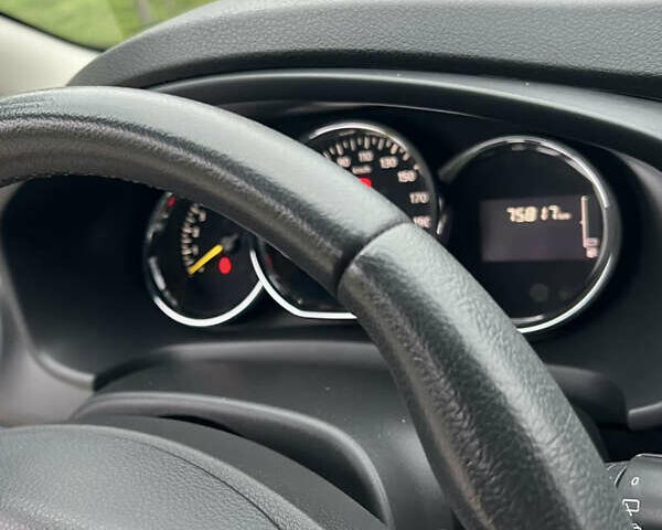 Синий Рено Сандеро СтэпВэй, объемом двигателя 1.46 л и пробегом 75 тыс. км за 9300 $, фото 30 на Automoto.ua