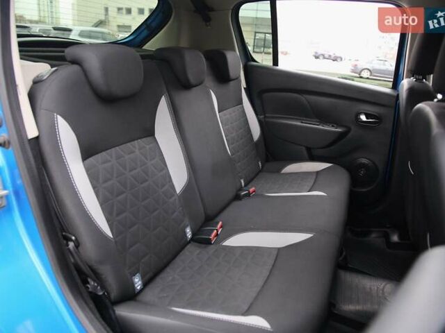 Синий Рено Сандеро СтэпВэй, объемом двигателя 1.46 л и пробегом 92 тыс. км за 9800 $, фото 7 на Automoto.ua