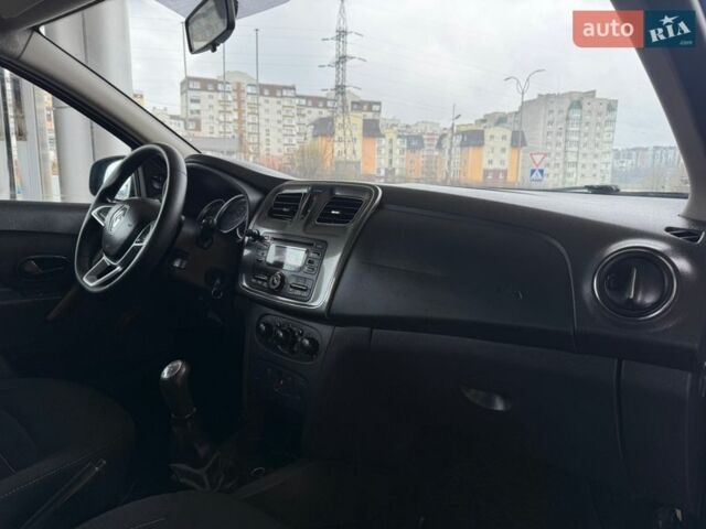 Синій Рено Сандеро СтепВей, об'ємом двигуна 1.46 л та пробігом 211 тис. км за 6999 $, фото 19 на Automoto.ua