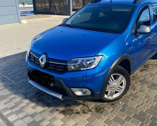 Синій Рено Сандеро СтепВей, об'ємом двигуна 1.5 л та пробігом 52 тис. км за 10000 $, фото 1 на Automoto.ua