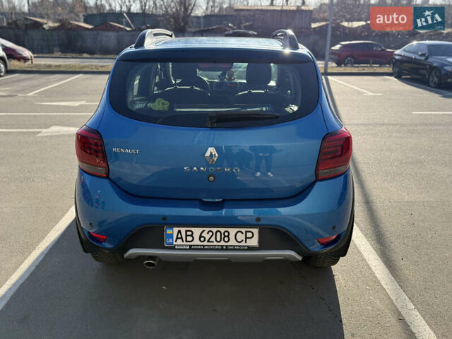 Синий Рено Сандеро СтэпВэй, объемом двигателя 1.46 л и пробегом 144 тыс. км за 12500 $, фото 6 на Automoto.ua