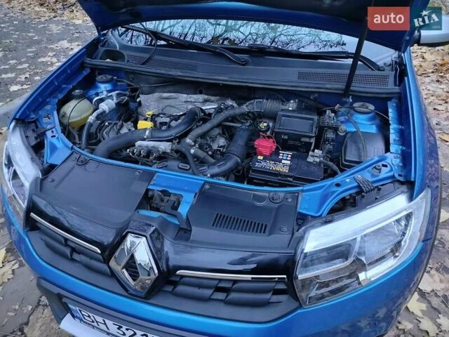 Синий Рено Сандеро СтэпВэй, объемом двигателя 0.9 л и пробегом 100 тыс. км за 8300 $, фото 12 на Automoto.ua